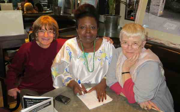 13.05.26 Tobe, Efua and Hilary meet-up in Brown's, Islington 1a